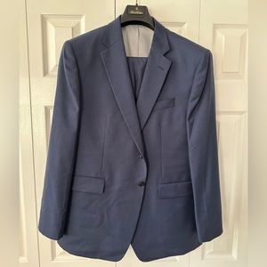 44R. Mid-blue classic fit business suit. Charles Tyrwhitt. NWT, never worn.